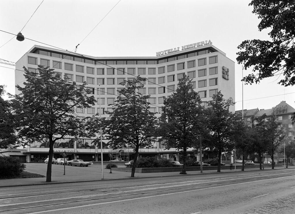 Hotelli_Hesperia_1978
